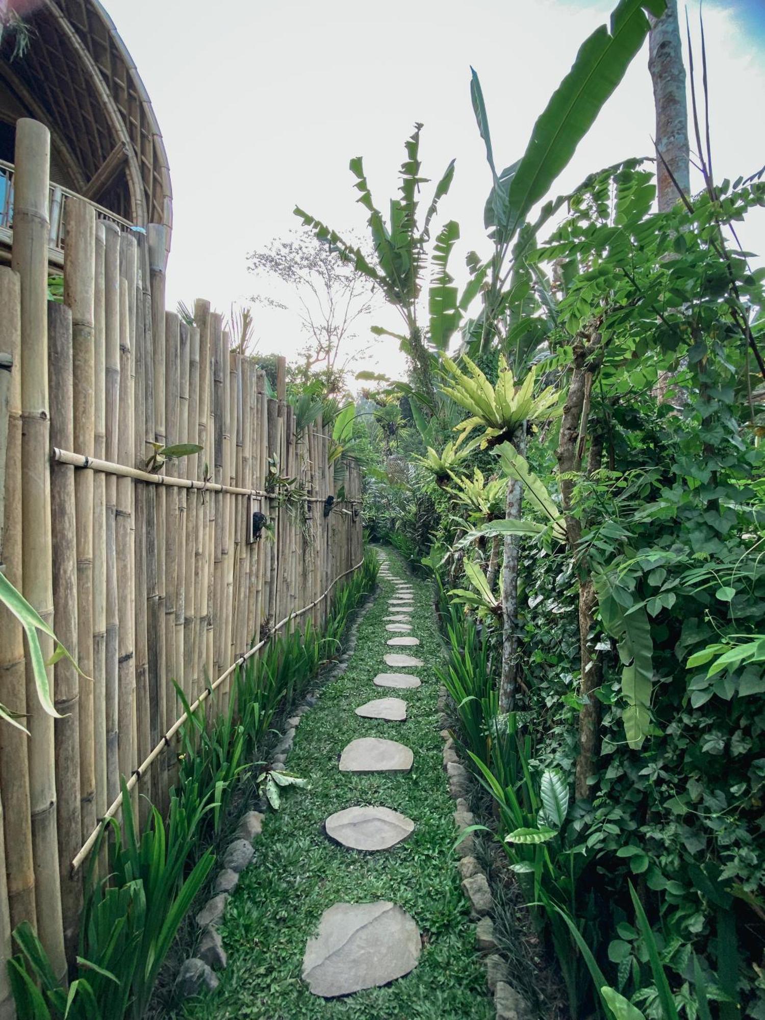 Alamvaya Bali Bamboo House Villa Sidemen  Exterior photo