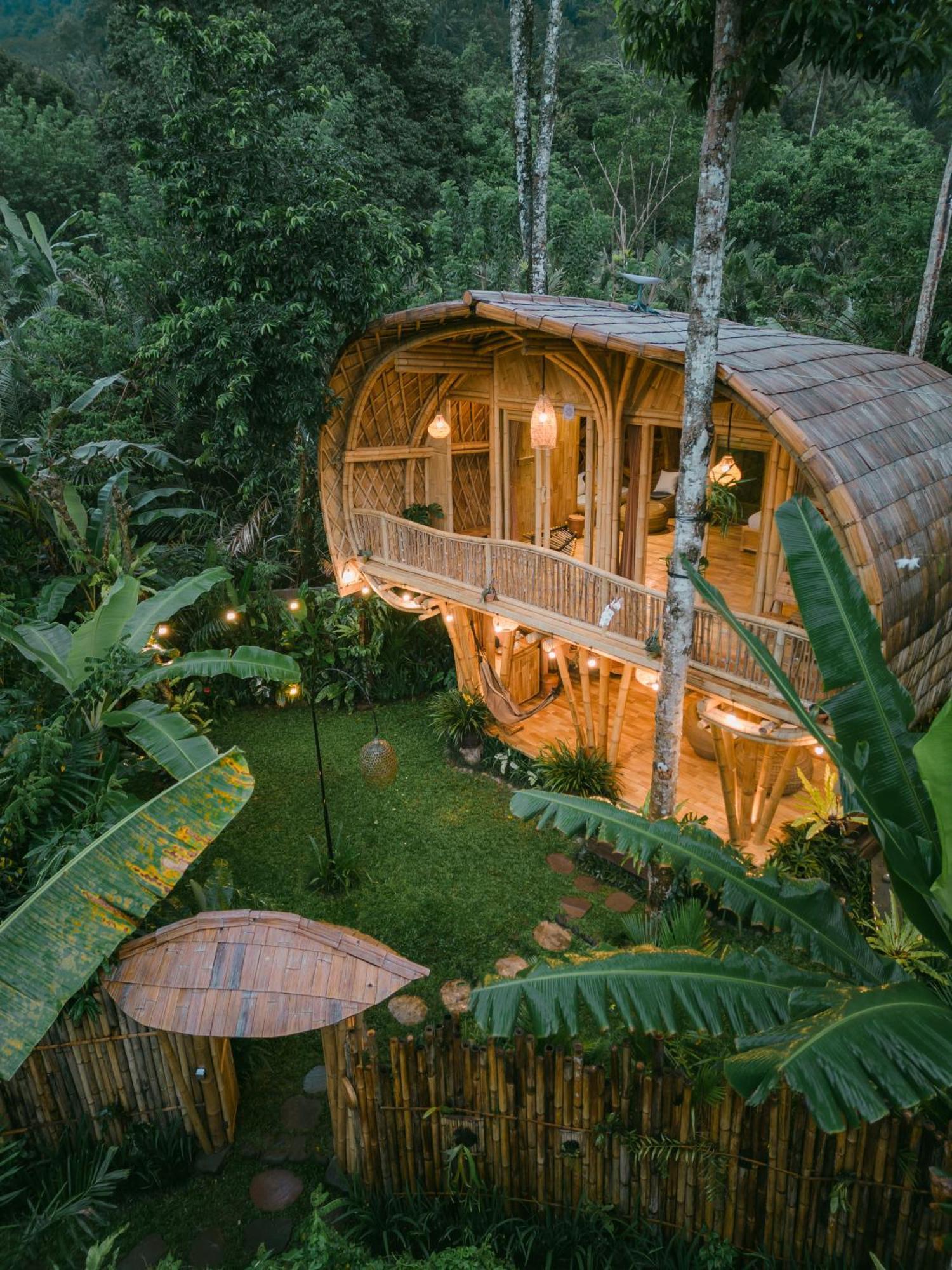 Alamvaya Bali Bamboo House Villa Sidemen  Exterior photo