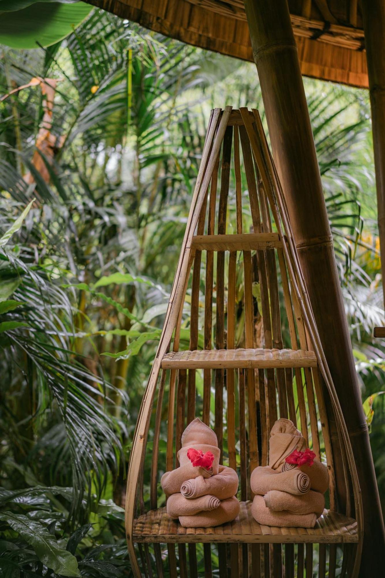 Alamvaya Bali Bamboo House Villa Sidemen  Exterior photo