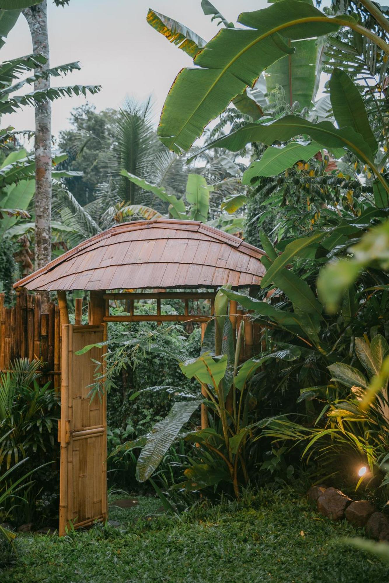 Alamvaya Bali Bamboo House Villa Sidemen  Exterior photo